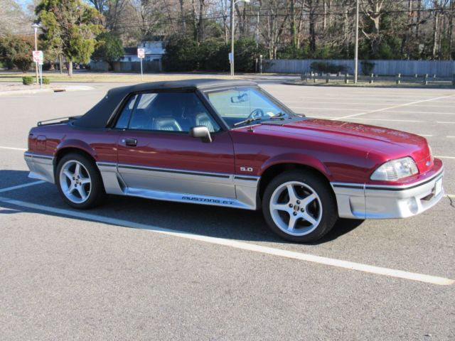 1990 Ford Mustang Convertible