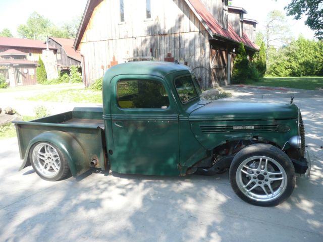 1939 green Ford F-450 Cab & Chassis