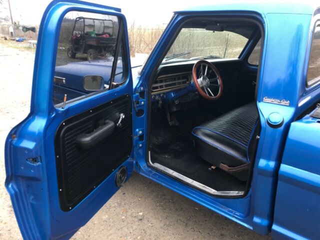 1968 Blue Ford F-250 Standard Cab Pickup