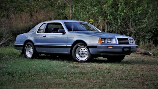 1986 Blue Ford Thunderbird Coupe