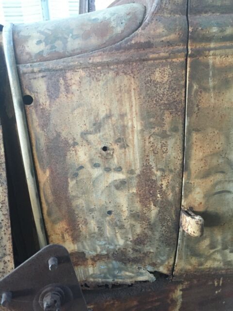 1931 rusty Ford Model A Victoria