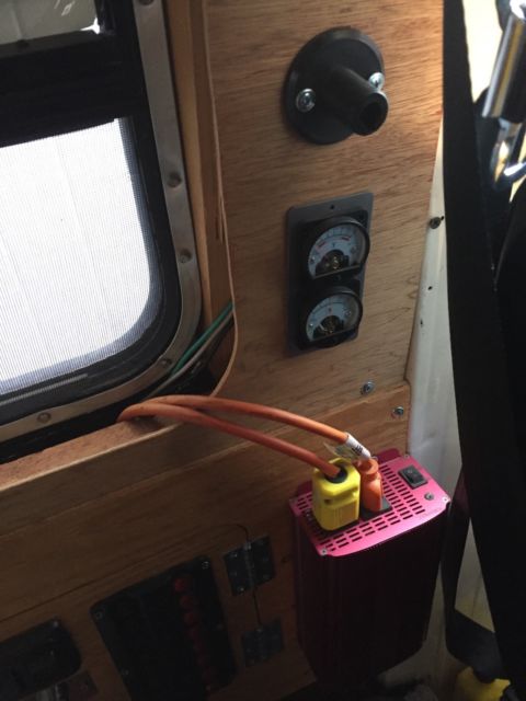 1983 White Ford E-Series Van Van Camper