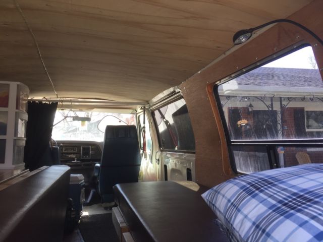 1983 White Ford E-Series Van Van Camper