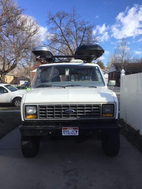 1983 White Ford E-Series Van Van Camper