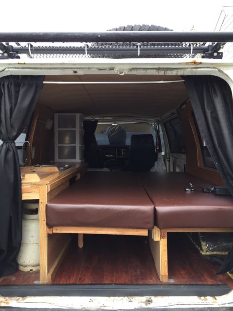 1983 White Ford E-Series Van Van Camper