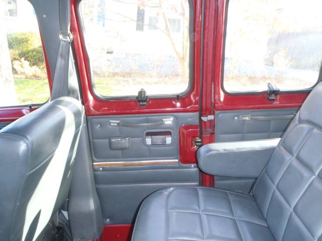 1990 Ford E-Series Van Van