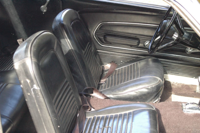 1967 Blue Ford Mustang coupe