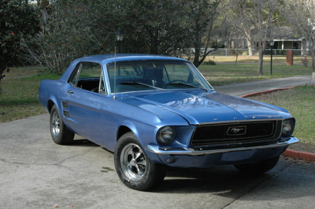 1967 Blue Ford Mustang coupe