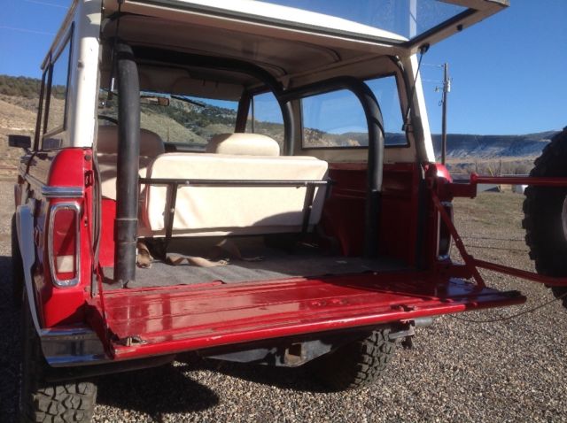 1970 Red Ford Bronco SUV