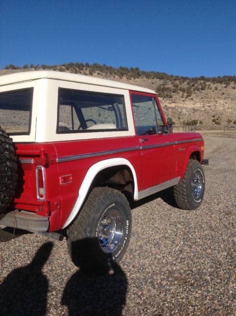 1970 Red Ford Bronco SUV