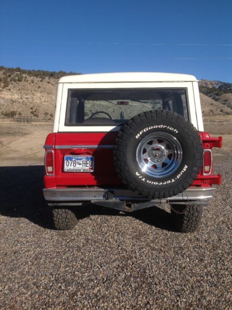 1970 Red Ford Bronco SUV