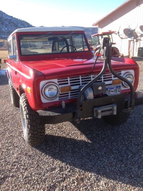 1970 Red Ford Bronco SUV