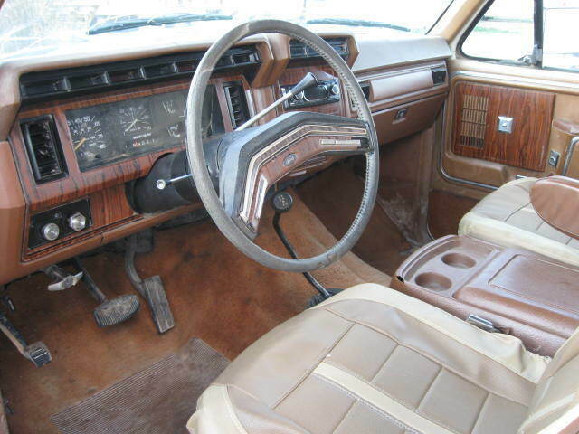 1981 White Ford Bronco SUV
