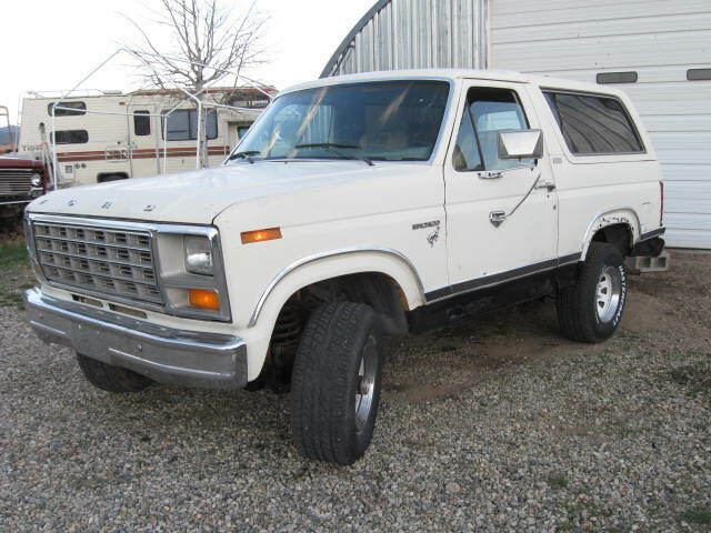1981 White Ford Bronco SUV