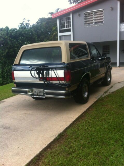 1989 Blue Ford Bronco