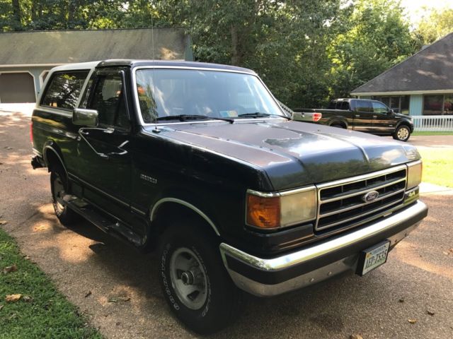 1990 Ford Bronco