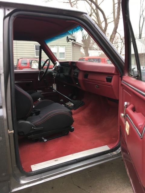 1981 Gray Ford Bronco
