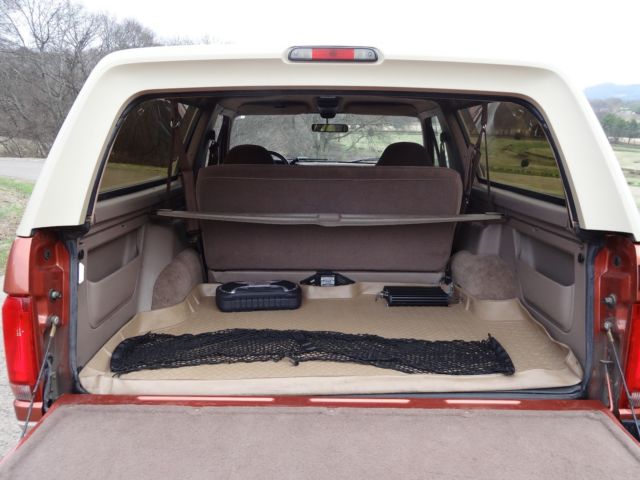 1994 (RARE) Desert Copper Metallic Ford Bronco SUV