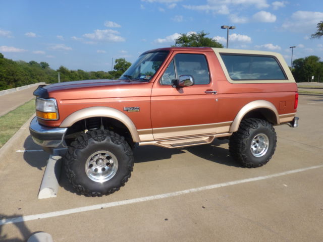 1994 (RARE) Desert Copper Metallic Ford Bronco SUV