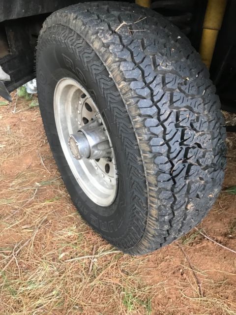 1993 Green Ford Bronco SUV