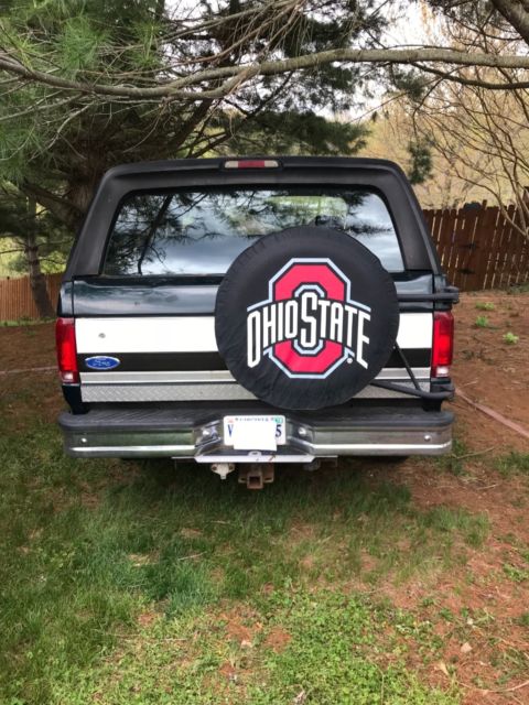 1993 Green Ford Bronco SUV