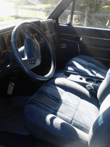 1988 Blue Ford Bronco II SUV