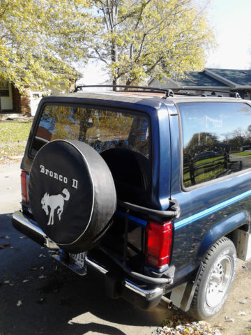 1988 Blue Ford Bronco II SUV