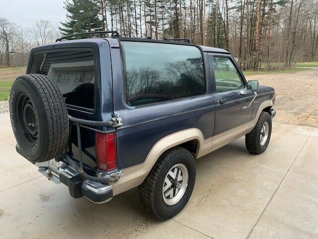1990 Blue Ford Bronco II 2DR