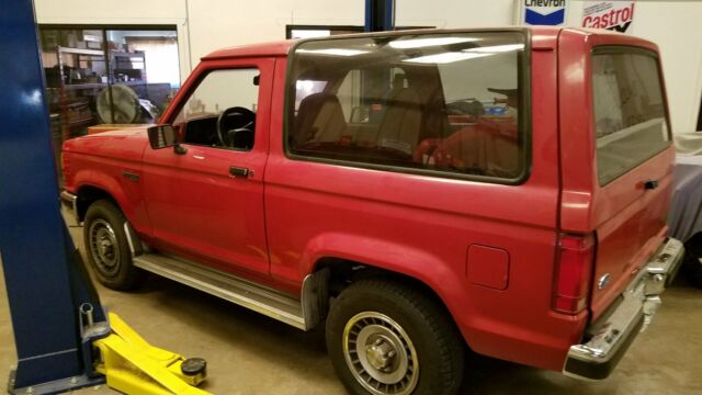 1989 Red Ford Bronco II 2d