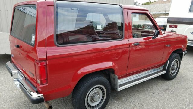 1989 Red Ford Bronco II 2d