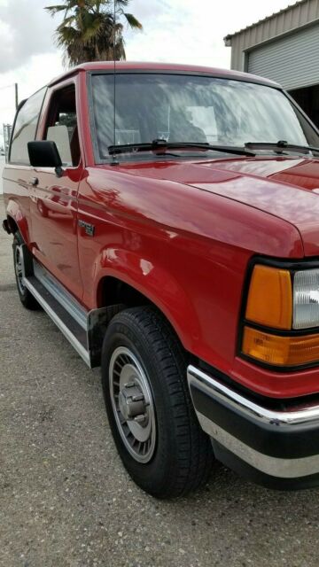 1989 Red Ford Bronco II 2d