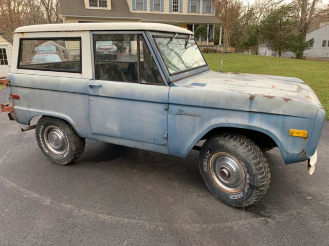 1972 Blue Ford Bronco Wagon