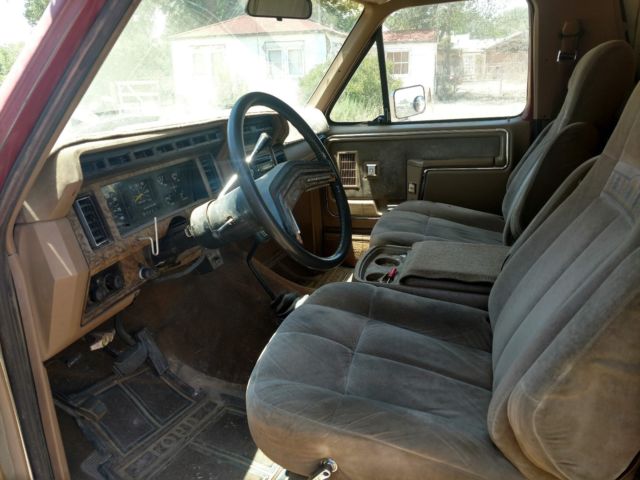 1986 Red Ford Bronco SUV