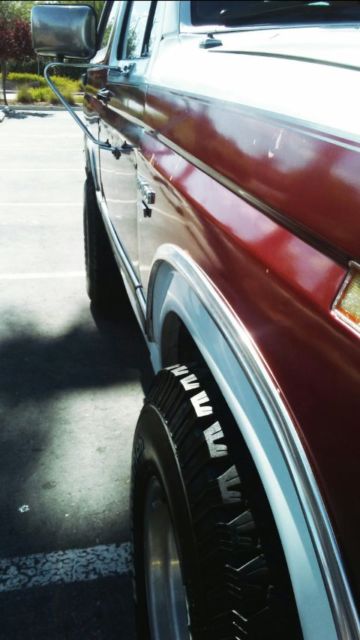 1989 Burgundy Ford Bronco SUV