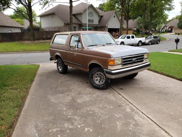 1989 Brown Ford Bronco