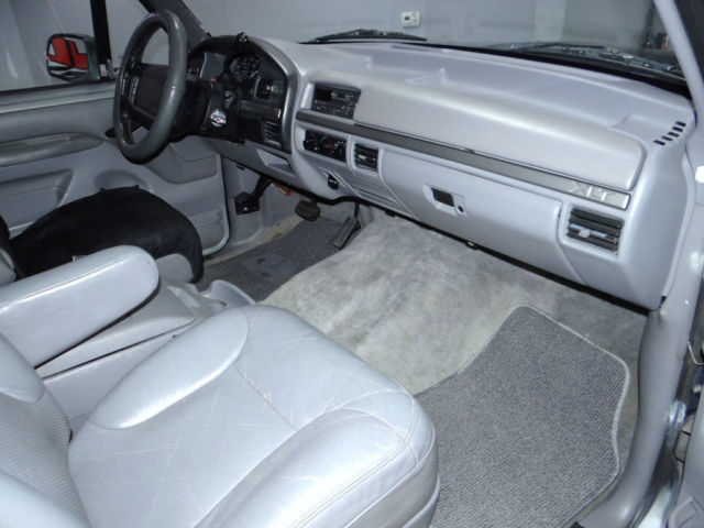 1994 Blue Ford Bronco SUV