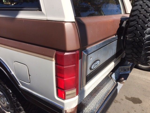 1986 Tan Ford Bronco SUV