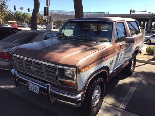 1986 Tan Ford Bronco SUV