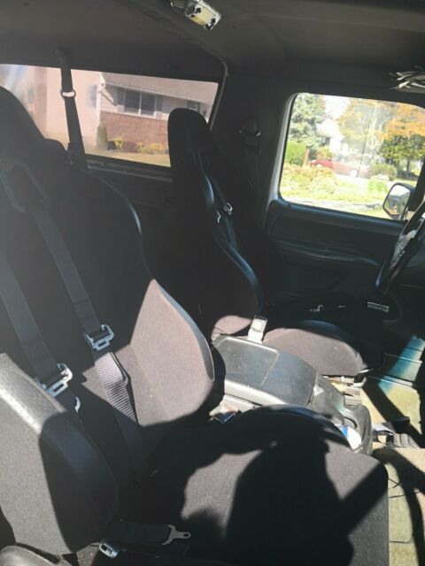 1992 White Ford Bronco