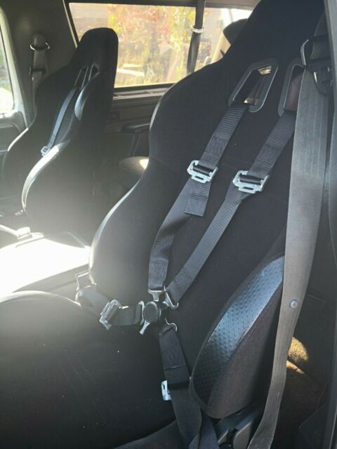 1992 White Ford Bronco