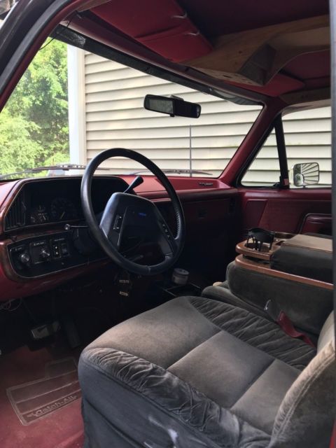 1989 Black Ford Bronco SUV