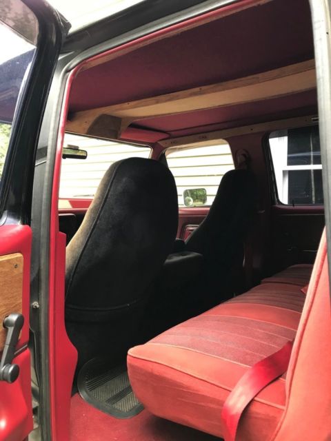 1989 Black Ford Bronco SUV