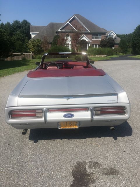 1972 Silver Ford LTD Convertible