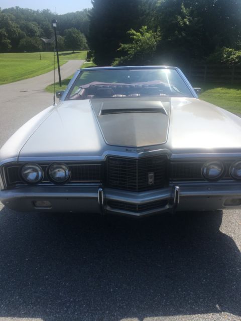 1972 Silver Ford LTD Convertible