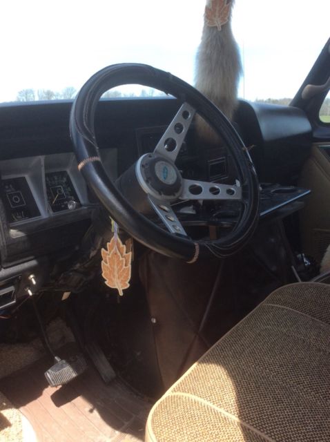 1979 Black Ford E-Series Van