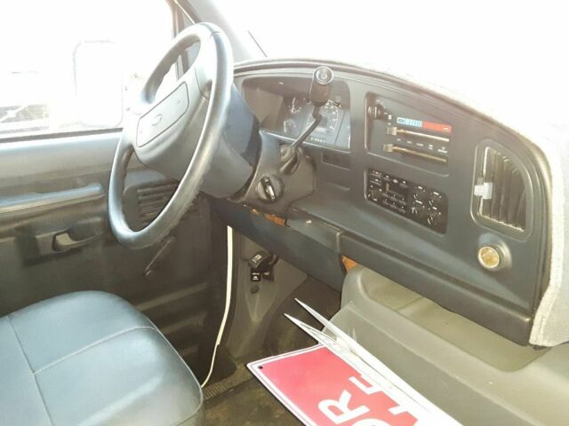 1992 White Ford Other