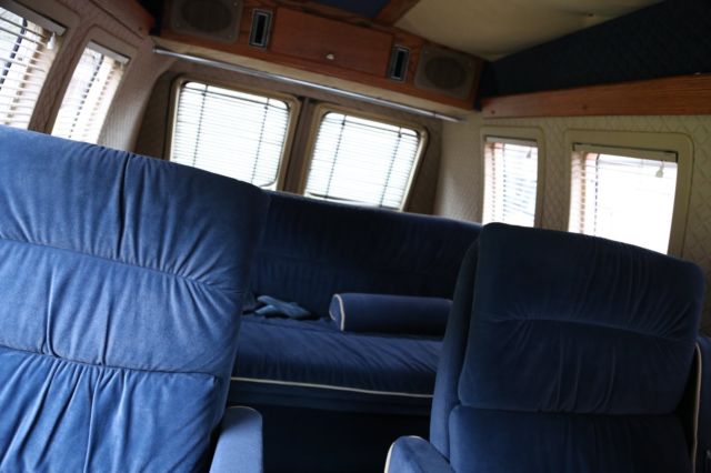 1988 Ford E-Series Van