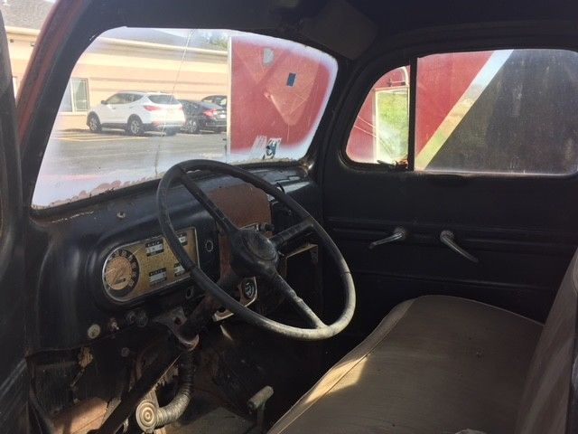 1949 Primer Brown Ford F-100