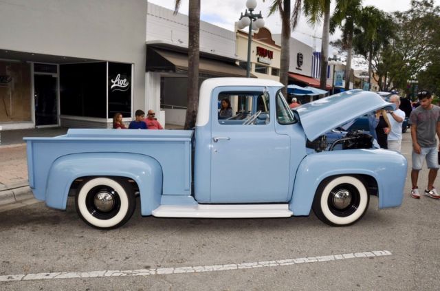 1956 Blue Ford F-100 Pickup Short bed