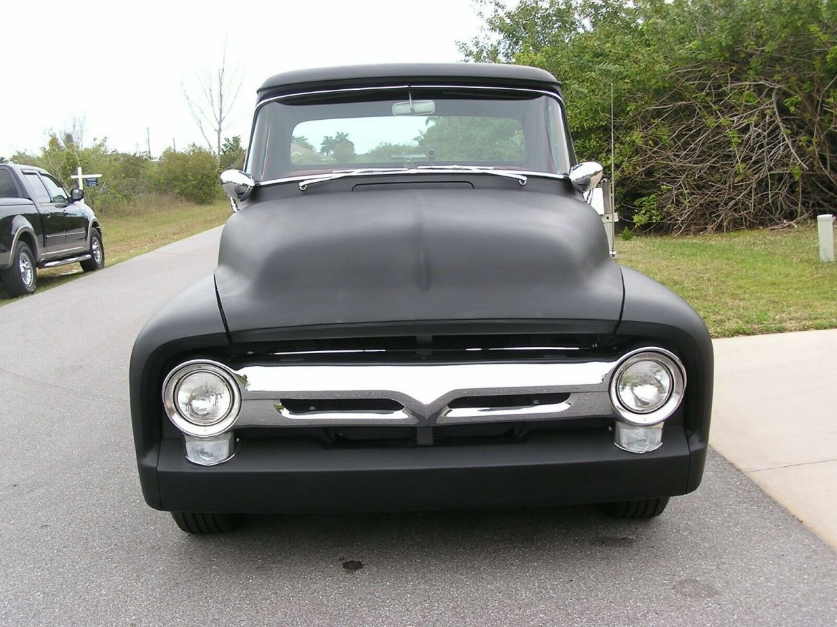 1956 Ford F-100